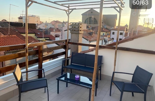 Chioggia Apartment | Room 'Sole Con Terrazza' with Shared Terrace, Wi-Fi and Air Conditioning
