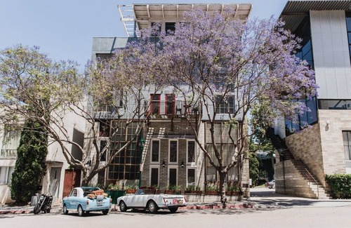 Downtown San Diego Apartment | Room T at The Dutra Inn - Little Italy
