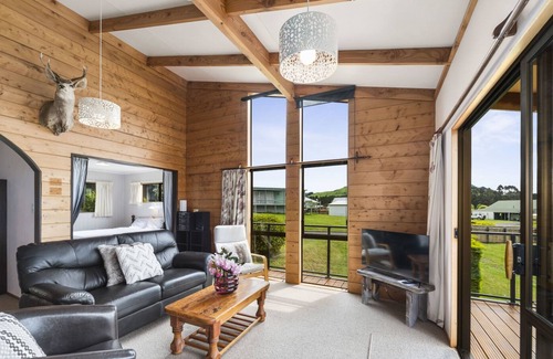 Omori House | Room with a View - Omori Holiday Home