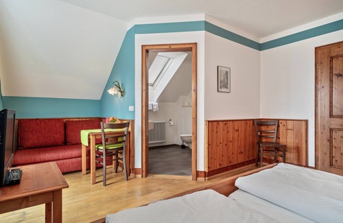 Nonnenhorn House | Room 'Zimmer 2' with Lake View, Balcony and Wi-Fi