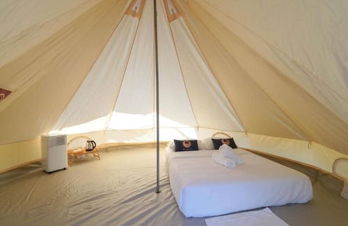 Phaya Yen Resort | RoomQuest Kid Tung Khao