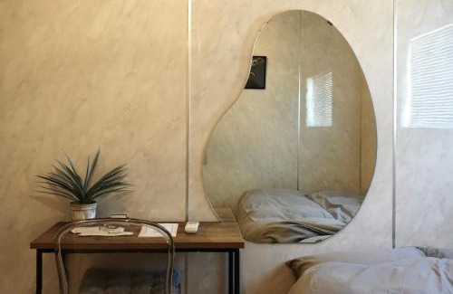 Fuchu Apartment | ROOMs 001 カフェ併設 綺麗なワンルーム 分倍河原駅から徒歩3分