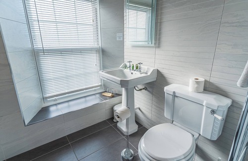 Aberporth Hotel | Rooms at The Highcliffe