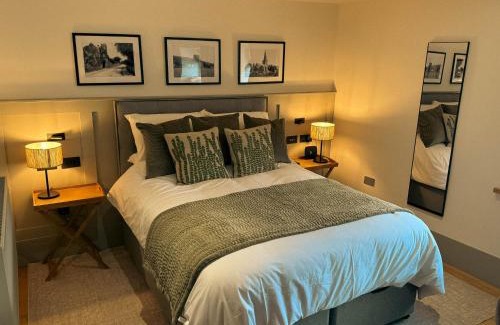 Llangattock Hotel | Rooms at The Vine Tree