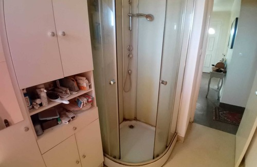 Bretteville-sur-Odon Bed & Breakfast | Rooms in a small, quiet house on the outskirts of Caen (10 mn from the center)