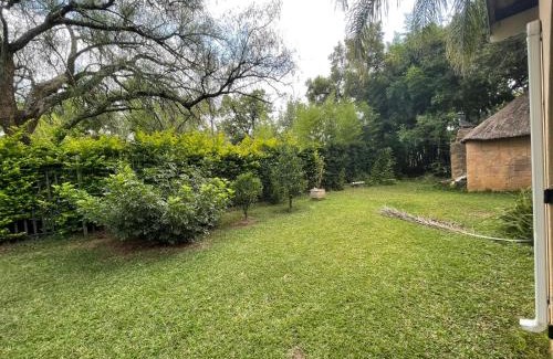 Garsfontein House | Rooms in a guest-only home behind Menlyn Maine