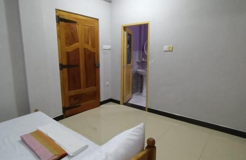 Valikamam East Hotel | Rooms