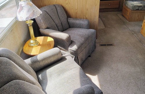 Littlefield House | Roomy Bear Cave RV in the Desert in Marvelous Scenic, Arizonan