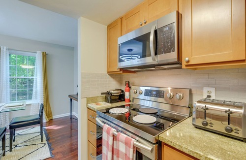 Long Reach House | Roomy Columbia Retreat ~ 17 Mi to Dtwn Baltimore