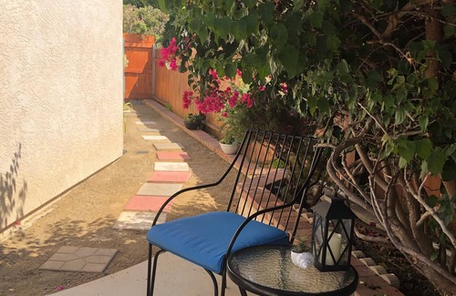 Ivey Ranch - Rancho Del Oro Apartment | Roomy comfy guest suite w/private entrance