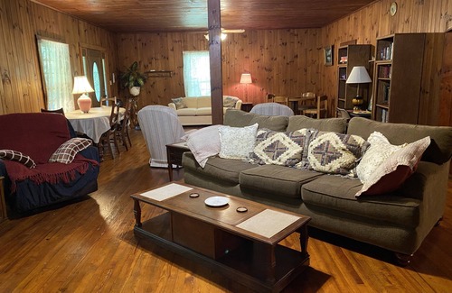 Mills River House | Roomy. older home. Good for groups! Good location for forest, and towns.