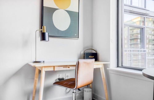 Ballston Apartment | Roomy Virginia Square 1BR w/W/D & Gym, near GMU & Metro, by Blueground
