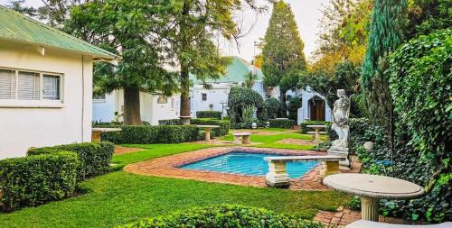 Potchefstroom Apartment | Rooshoek Cottages and Venue