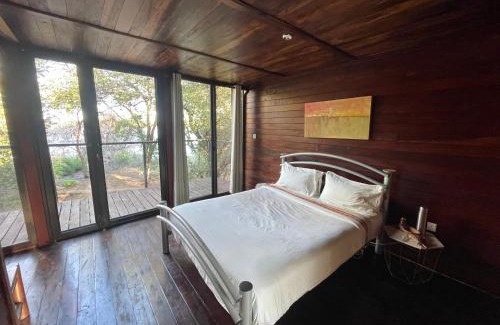 Mpemba Cabin | Roots in the River Lodge