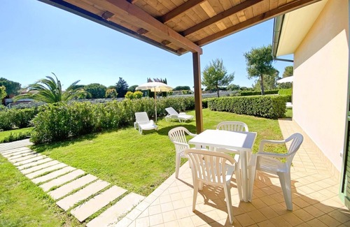 Vada Apartment | Rosa dei Venti Two-room apartment Grecale 4 beds