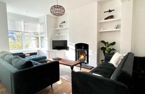 Broadstairs House | Rosa - Joss Bay