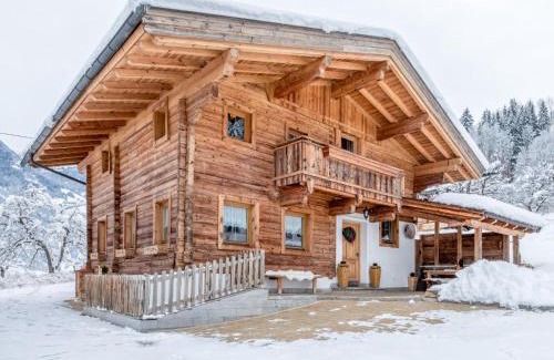 Ramsau im Zillertal Ski Chalet | Rosalie-Lorena