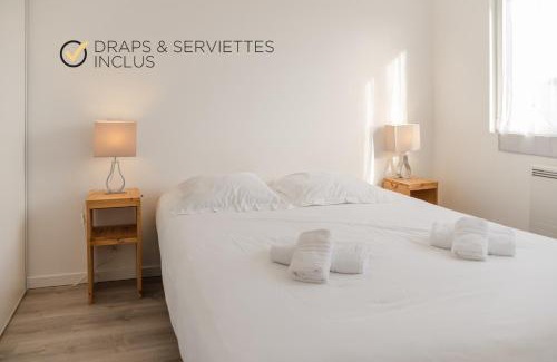 Ploudalmezeau Apartment | ROSCAROC ENEZ KARN - Joli T2 vue mer proche plage