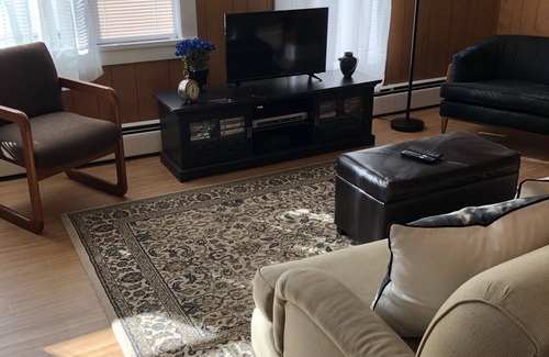 Roscoe Apartment | Roscoe NY Apartment in Town close to Fishing, Golf, Rafting, Dining, Brewery.