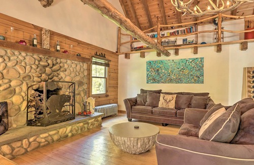 Town of Colchester Cabin | Roscoe Retreat: 3 Mi to Beaverkill River Fishing!