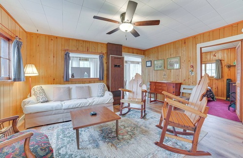 Higgins Lake Cabin | Roscommon Cabin < Half-Mi to Higgins Lake!