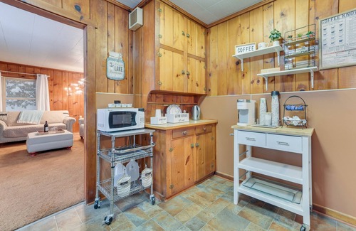 Higgins Lake Cabin | Roscommon Cabin, Walk to Higgins Lake