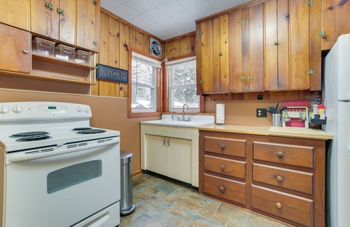 Higgins Lake Cabin | Roscommon Cabin, Walk to Higgins Lake