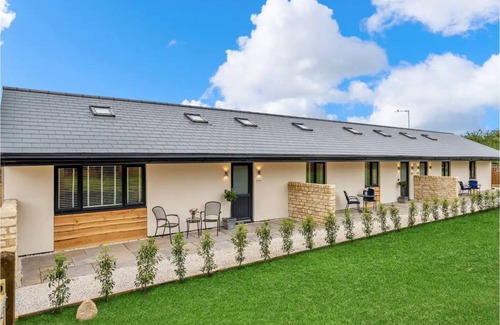 Mangotsfield House | Rose Barn, Recently Converted Modern Barn, Cotswolds