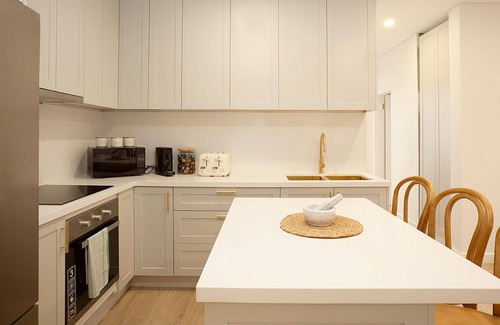 Rose Bay Apartment | Rose Bay Paradiso (ISYD) - Welcoming and stylish 3BR Rose Bay haven