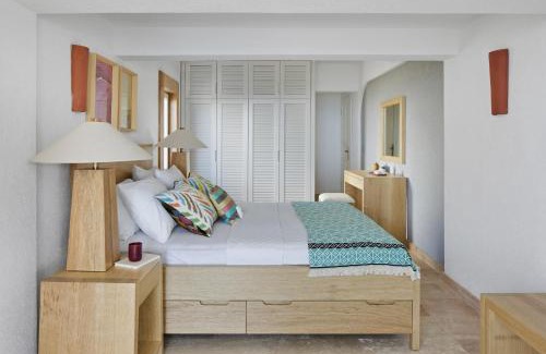 Yalikavak Villa | Rose Beach Garden
