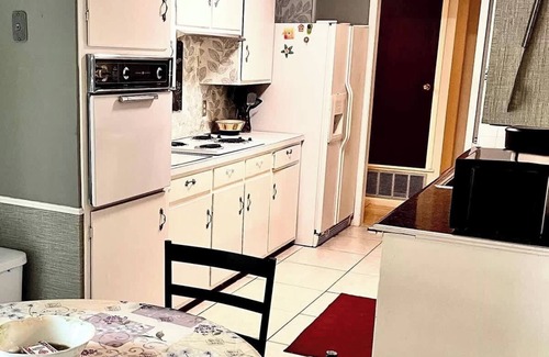 Tyler House | Rose City Cottage Sum