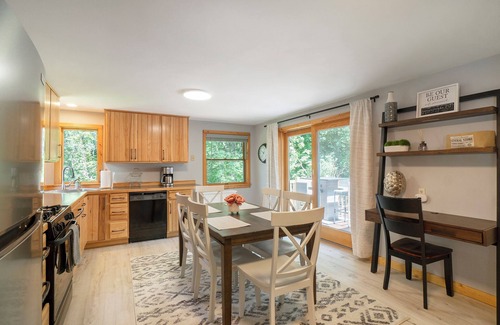 Boyne Falls House | Rose Cottage - 1 of 2 Cottages on Property - Near Boyne Mountain Trail!