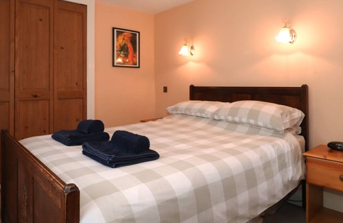 Threlkeld Cottage | ROSE COTTAGE, family friendly, character holiday cottage in Threlkeld