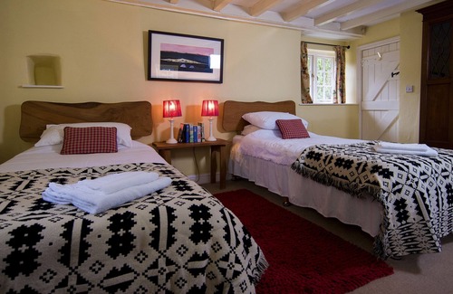 Rhyd-y-clafdy Cottage | ROSE COTTAGE, pet friendly, character holiday cottage in Pwllheli