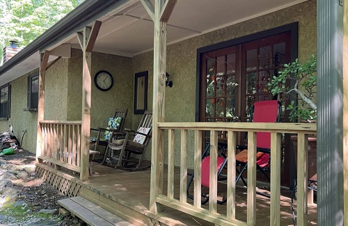 Franklin House | Rose Creek Retreat