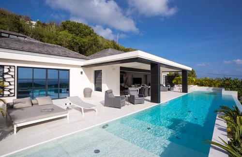 Devet Villa | Rose Dog 4BR in Dévé by Personal Villas - A Modern Brand New Villa