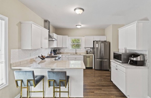 Athens Apartment | Rose Haven: Peaceful in Athens