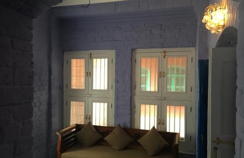 Varanasi Bed & Breakfast | Rose Heritage Home