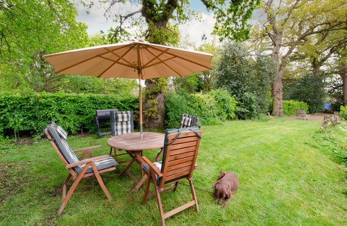 East Dereham House | Rose Lodge - Two Bedroom House, Sleeps 4