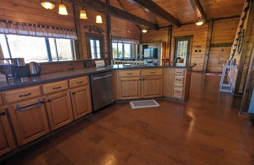 Windsor Cabin | Rose of Sharron Cottage