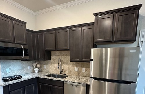 Iowa Colony Apartment | Rosebriar Retreat
