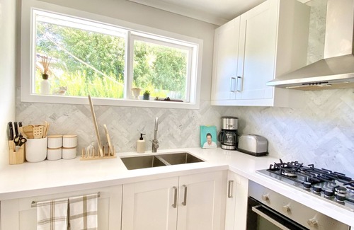 Rosebud House | Rosebud Lovely House 1 - Peninsula Holiday Rental, Rosebud Lovely House 1 - Mornington Peninsula Hol