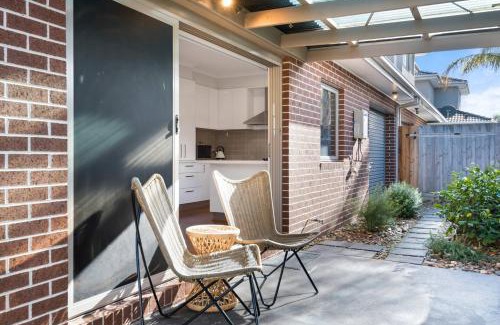 Rosebud House | 'Rosebud Seascape' A Modern Family Retreat