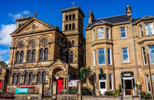 Newington House | Rosehall Hotel