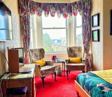 Newington House | Rosehall Hotel
