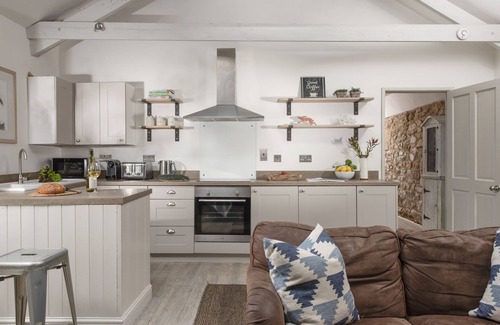 Saint Erth Praze House | Rosehendra - A beautifully refurbished pet-friendly barn conversion with two bedrooms, a log burner