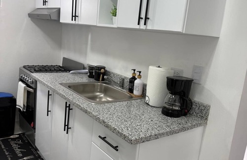 Santiago de los Caballeros Apartment | Roselem's Paradise Apartment. POOL/AC/WIFI