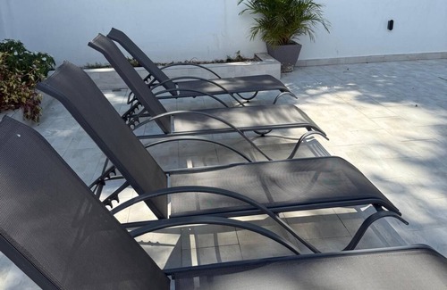 Santiago de los Caballeros Apartment | Roselem's Paradise Apartment. POOL/AC/WIFI