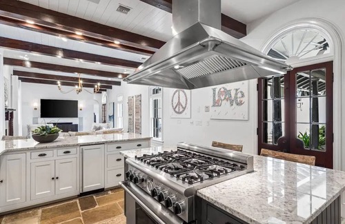 Rosemary Beach House | Rosemary Beach Home and Carriage House Sleeps 16 with private pool and courtyard