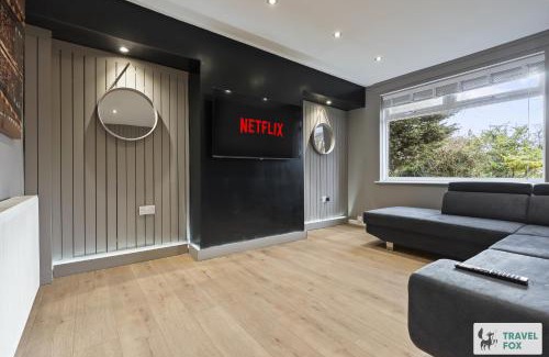 Nottingham House | Rosie's Central House With Drive Parking